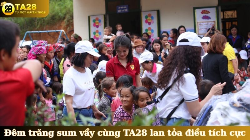 Đêm trăng sum vầy cùng TA28 lan tỏa điều tích cực cho xã hội
